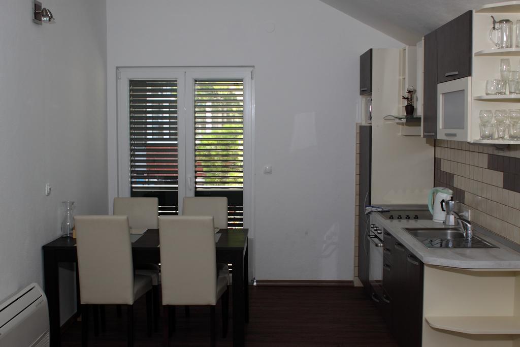 Apartments Vila Oksana Мимице Номер фото